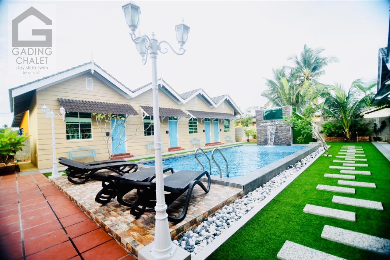 Gading Chalet Kuala Terengganu Esterno foto