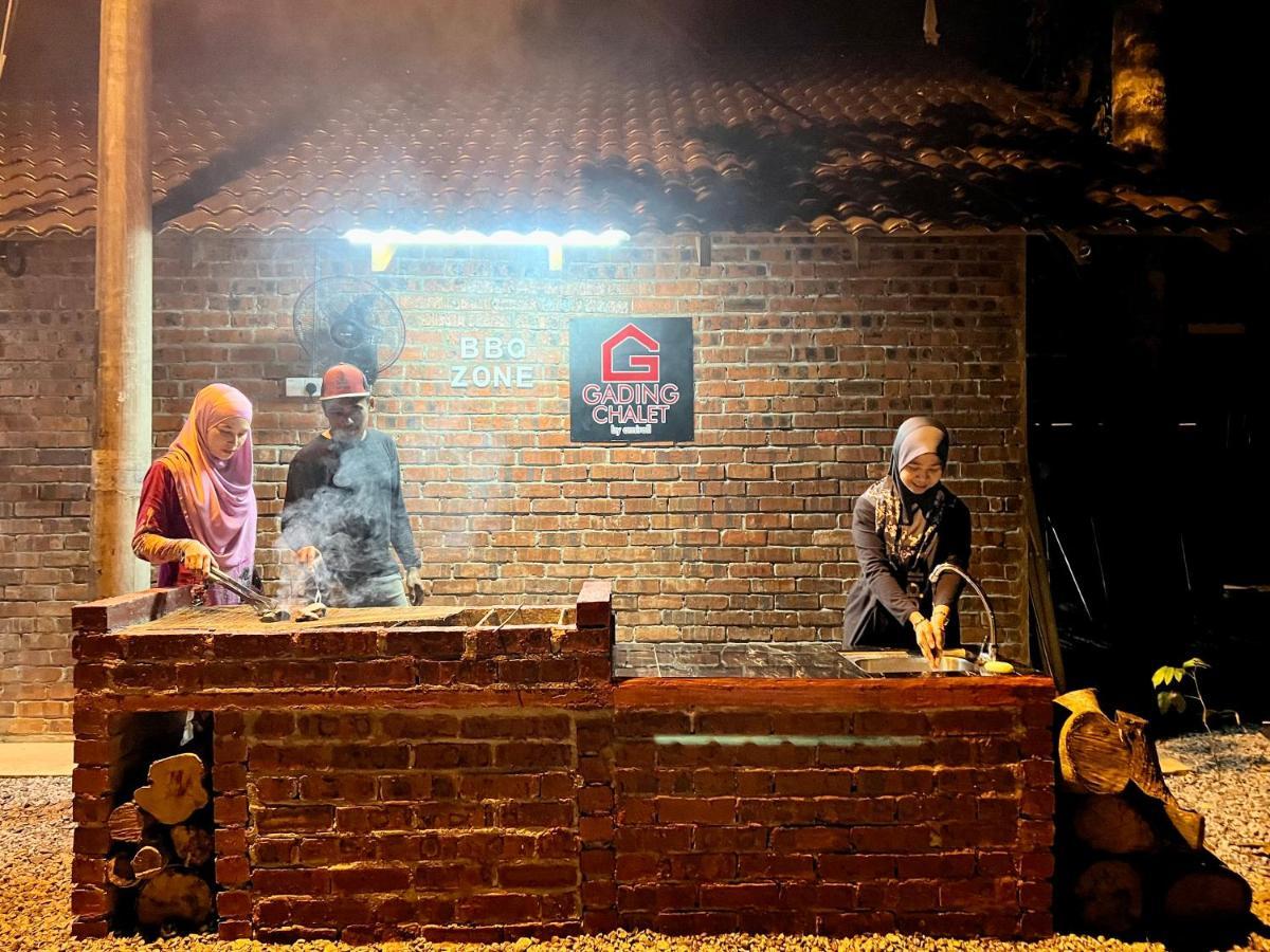 Gading Chalet Kuala Terengganu Esterno foto
